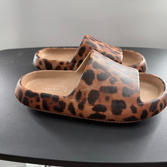 Yellow Box Zolah Leopard Print Slides Sandals Comfort‎ Slip On Size 10 - Picture 9 of 9